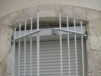 Fabrication de grilles de fenêtres sur mesure