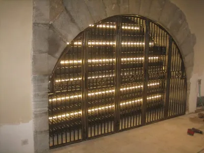 Fabrication d’une cave à vin à l’auberge du petit Bayonne (64)