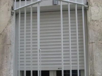 Fabrication de grilles de fenêtres sur mesure