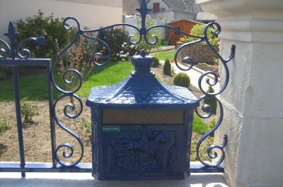 Fabrication d’un portail 2 vantaux avec clôtures avec galvanisation et peinture epoxy.