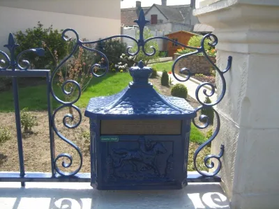 Fabrication d’un portail 2 vantaux avec clôtures avec galvanisation et peinture epoxy.