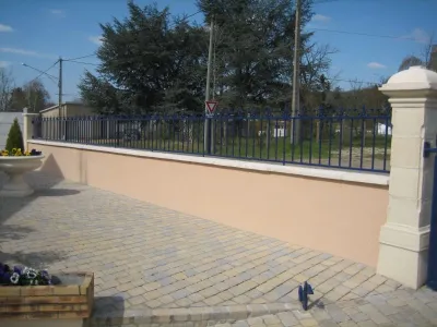 Fabrication d’un portail 2 vantaux avec clôtures avec galvanisation et peinture epoxy.